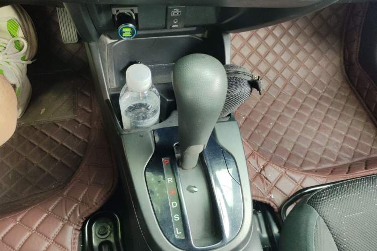 Used Honda Fit 2018 1.5L CVT Comfort Version Gear Lever