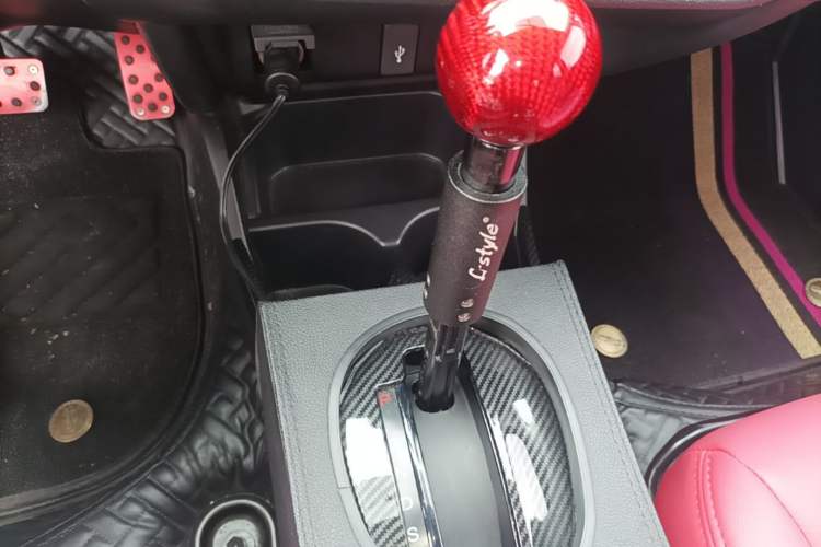 Used Honda Fit 2018 1.5L CVT Comfort Version Gear Lever