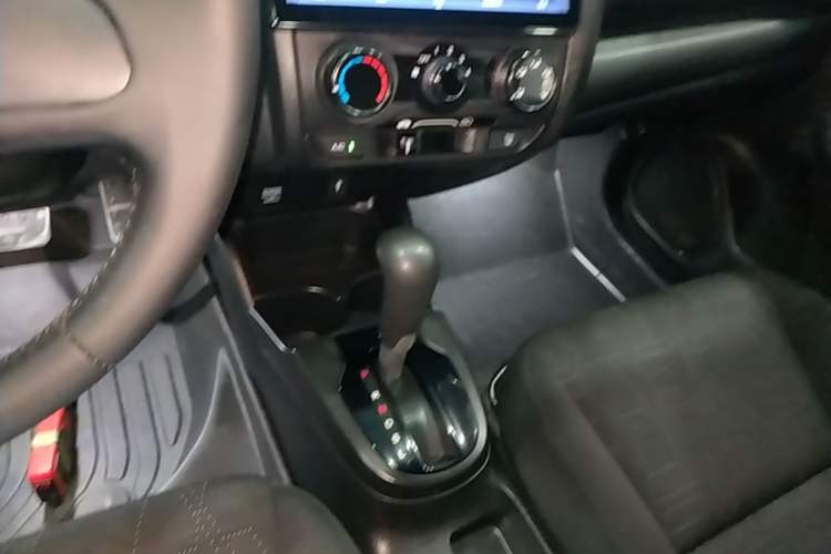 Used Honda Fit 2018 1.5L CVT Comfort Version Gear Lever