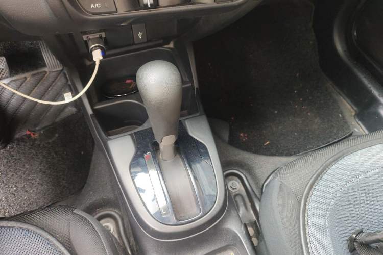 Used Honda Fit 2018 1.5L CVT Comfort Version Gear Lever