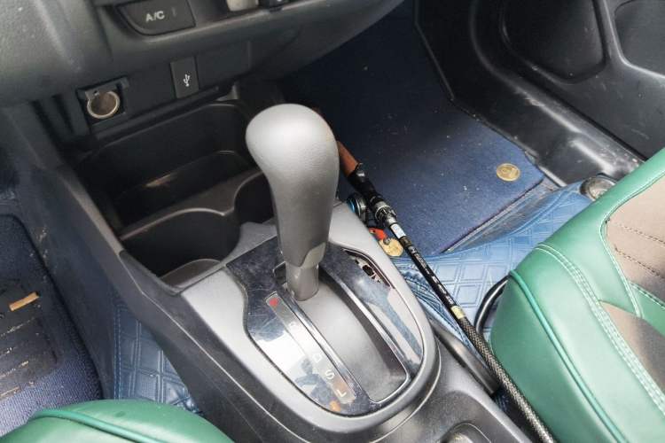 Used Honda Fit 2018 1.5L CVT Comfort Sunroof Version Gear Lever