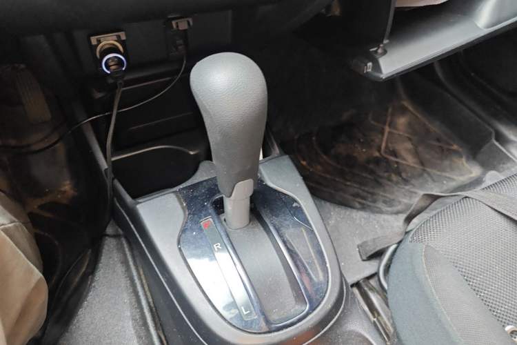 Used Honda Fit 2018 1.5L CVT Comfort Version Gear Lever