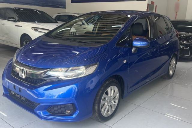 Used Honda Fit 2018 1.5L CVT Comfort Sunroof Version