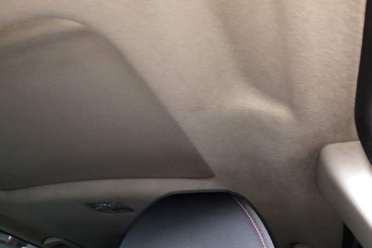 Used Honda Fit 2018 1.5L CVT Trendy Run+ Edition Headliner