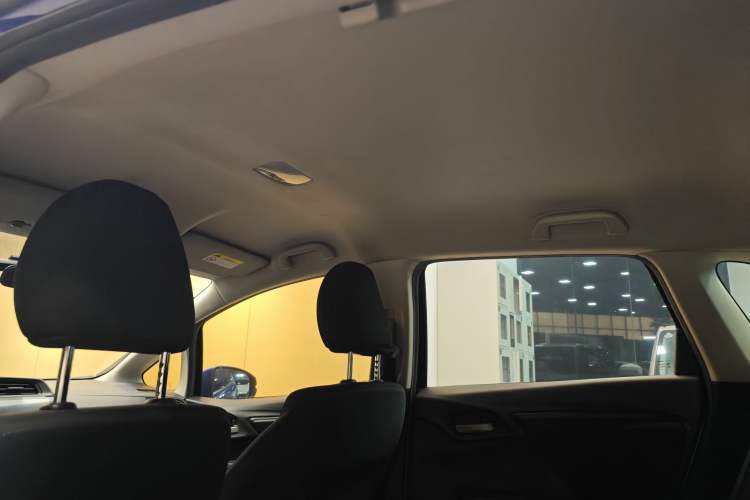 Used Honda Fit 2018 1.5L CVT Comfort Version Headliner