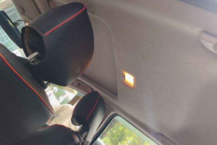Used Honda Fit 2018 1.5L CVT Trendy Run+ Edition Headliner