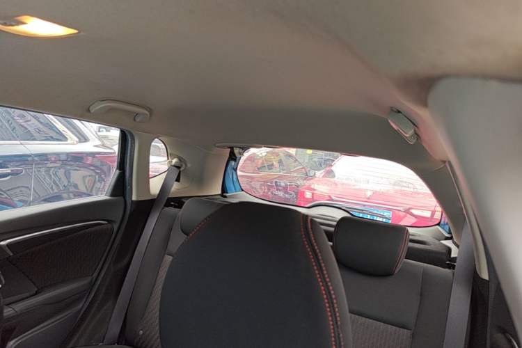 Used Honda Fit 2018 1.5L CVT Trendy Sports Edition Headliner