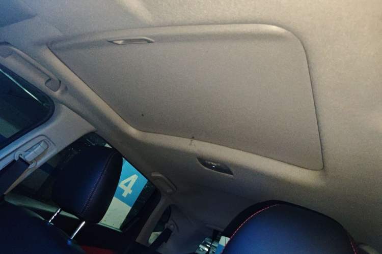 Used Honda Fit 2018 1.5L CVT Comfort Sunroof Version Headliner