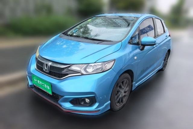 Ojetý Honda Fit 2018 1.5L CVT Trendy Run+ Edition