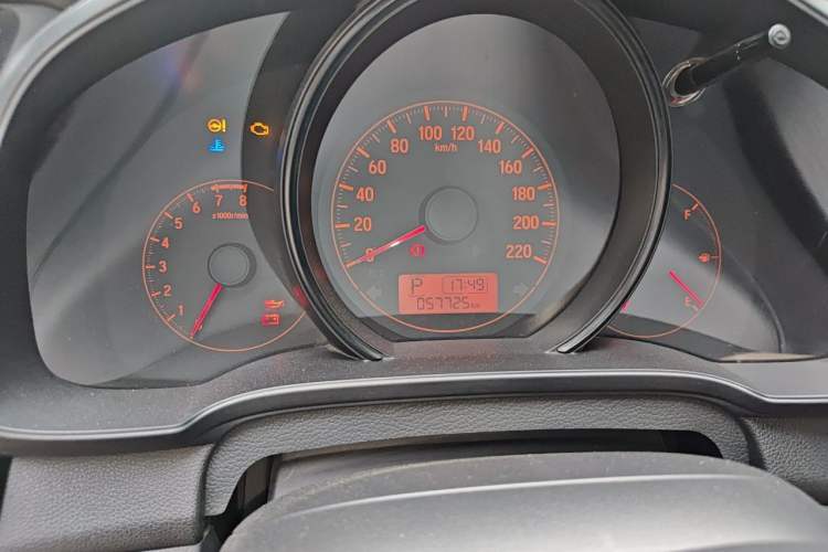 Used Honda Fit 2018 1.5L CVT Comfort Sunroof Version Instrument Cluster