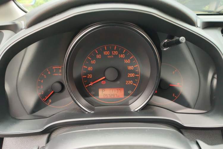 Used Honda Fit 2018 1.5L CVT Comfort Sunroof Version Instrument Cluster