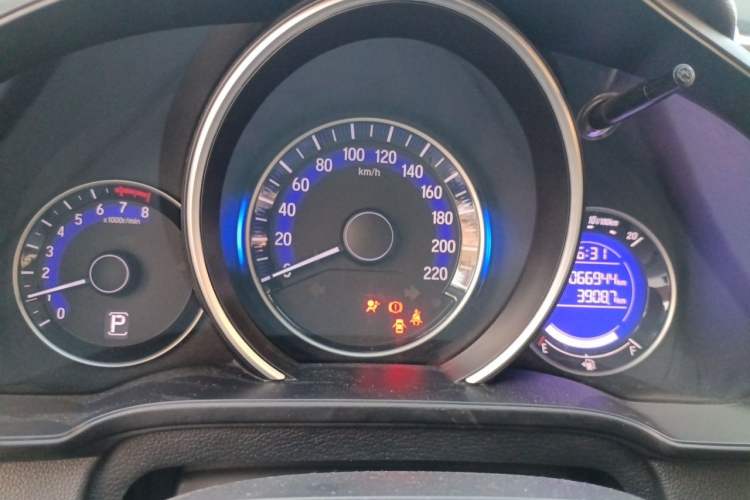 Used Honda Fit 2018 1.5L CVT Trendy Sports Edition Instrument Cluster