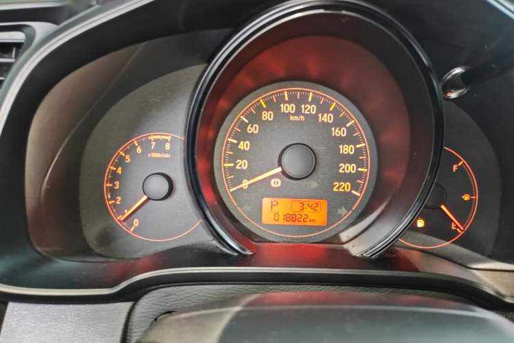 Used Honda Fit 2018 1.5L CVT Comfort Sunroof Version Instrument Cluster