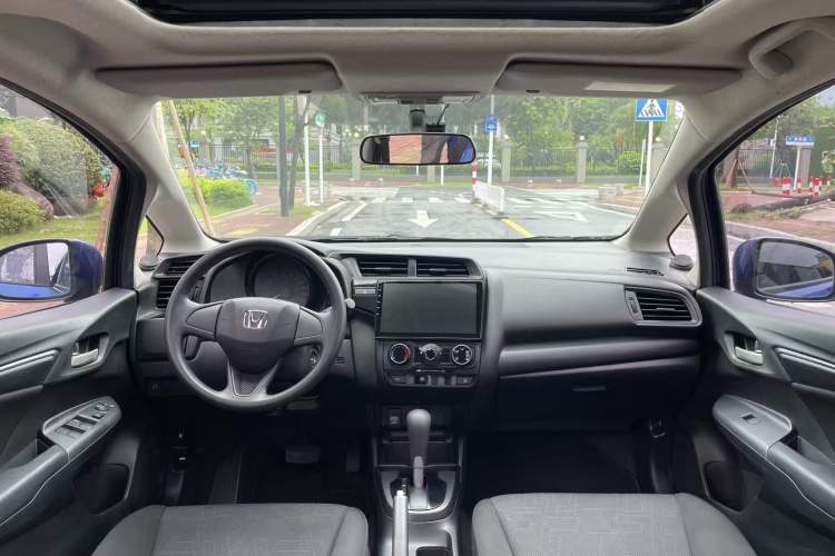 Used Honda Fit 2018 1.5L CVT Comfort Sunroof Version Interior 1