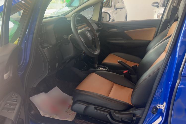 Used Honda Fit 2018 1.5L CVT Comfort Sunroof Version Interior 1