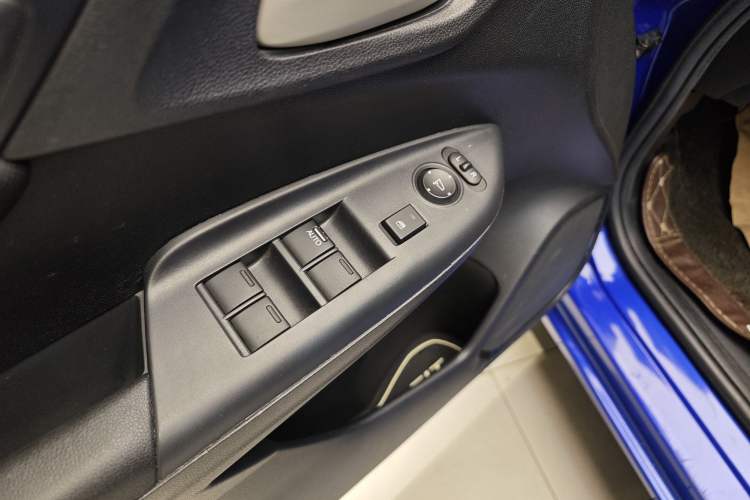 Used Honda Fit 2018 1.5L CVT Comfort Version Interior 10
