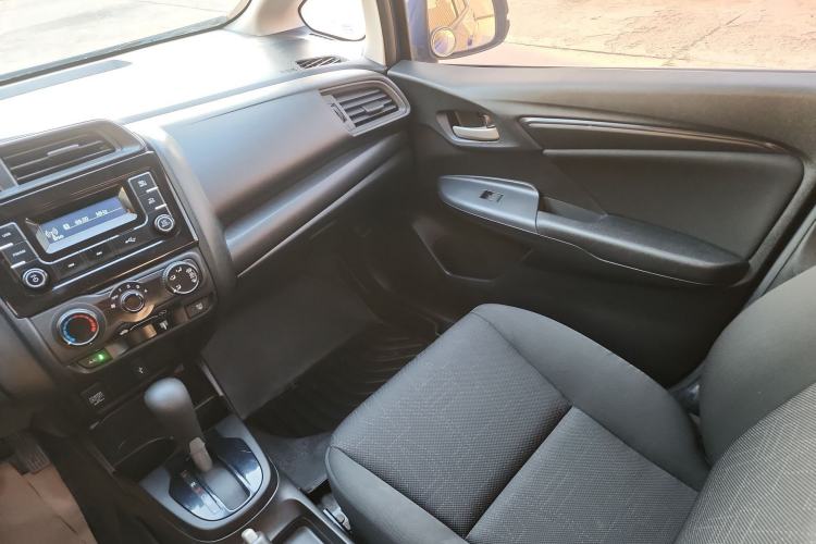 Used Honda Fit 2018 1.5L CVT Comfort Version Interior 2