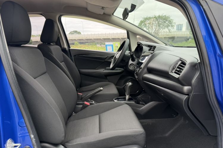 Used Honda Fit 2018 1.5L CVT Comfort Version Interior 2