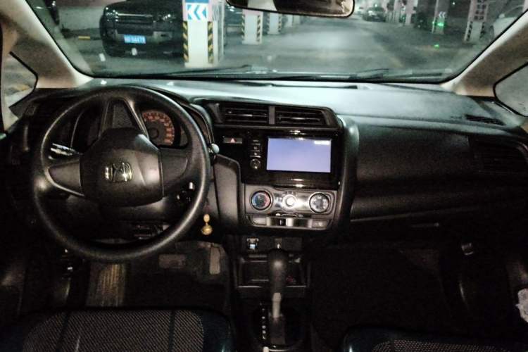Used Honda Fit 2018 1.5L CVT Comfort Sunroof Version Interior 2