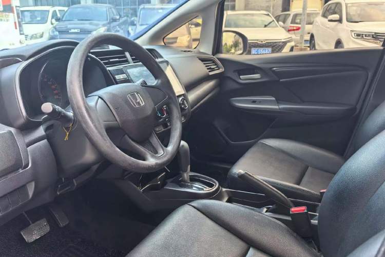 Used Honda Fit 2018 1.5L CVT Comfort Version Interior 2