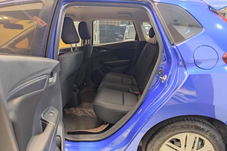 Used Honda Fit 2018 1.5L CVT Comfort Version Interior 3