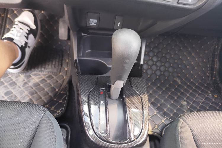 Used Honda Fit 2018 1.5L CVT Comfort Sunroof Version Interior 3