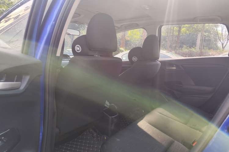Used Honda Fit 2018 1.5L CVT Comfort Sunroof Version Interior 5