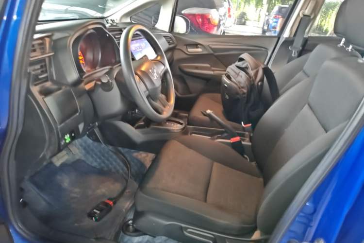 Used Honda Fit 2018 1.5L CVT Comfort Sunroof Version Left Front Seat