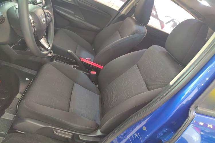 Used Honda Fit 2018 1.5L CVT Comfort Sunroof Version Left Front Seat