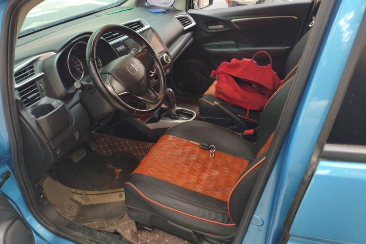 Used Honda Fit 2018 1.5L CVT Trendy Run+ Edition Left Front Seat