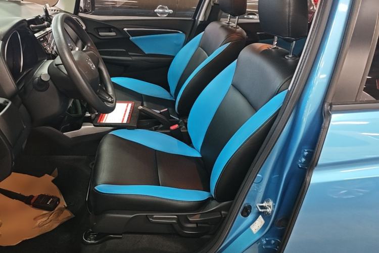 Used Honda Fit 2018 1.5L CVT Trendy Sports Edition Left Front Seat