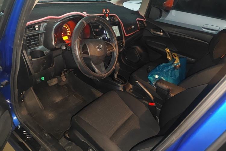 Used Honda Fit 2018 1.5L CVT Comfort Sunroof Version Left Front Seat