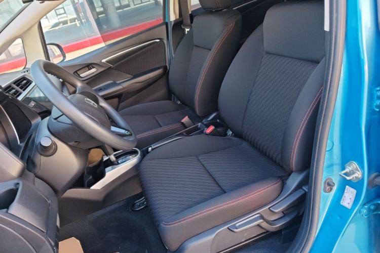 Used Honda Fit 2018 1.5L CVT Trendy Sports Edition Left Front Seat