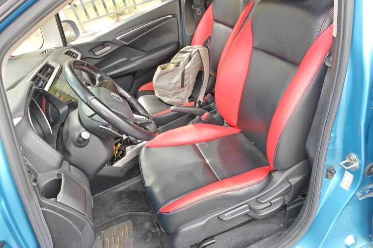 Used Honda Fit 2018 1.5L CVT Trendy Run+ Edition Left Front Seat