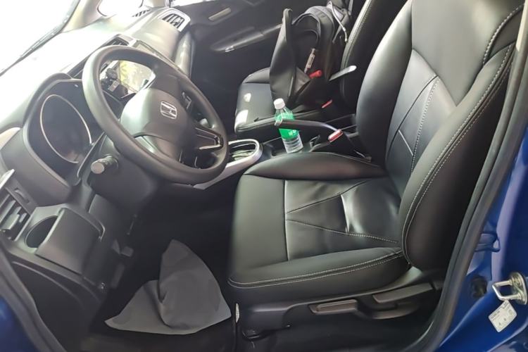 Used Honda Fit 2018 1.5L CVT Trendy Sports Edition Left Front Seat