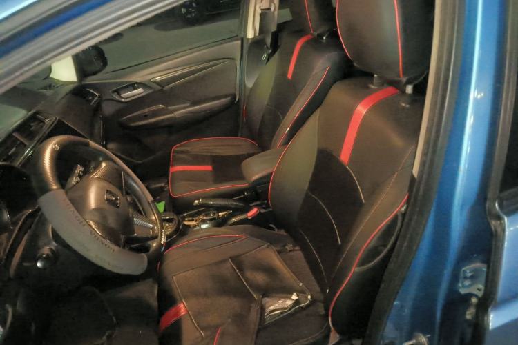Used Honda Fit 2018 1.5L CVT Trendy Sports Edition Left Front Seat