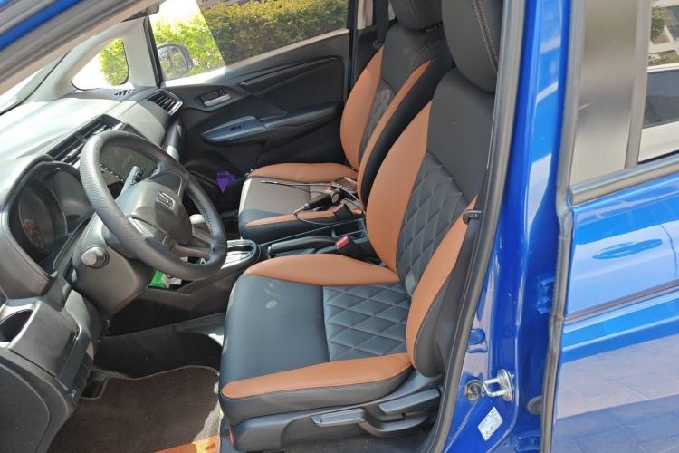Used Honda Fit 2018 1.5L CVT Comfort Sunroof Version Left Front Seat