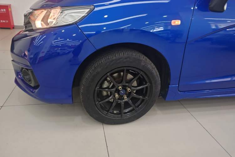 Used Honda Fit 2018 1.5L CVT Comfort Version Left Front Wheel Hub