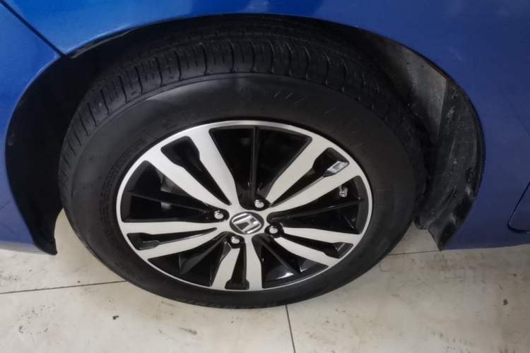 Used Honda Fit 2018 1.5L CVT Comfort Version Left Front Wheel Hub