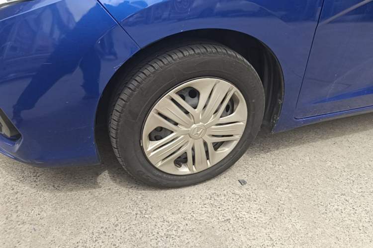 Used Honda Fit 2018 1.5L CVT Comfort Version Left Front Wheel Hub