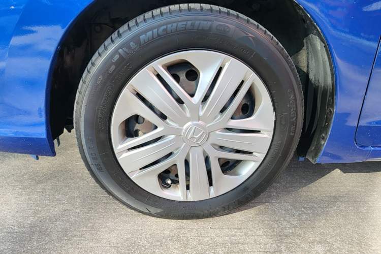 Used Honda Fit 2018 1.5L CVT Comfort Version Left Front Wheel Hub