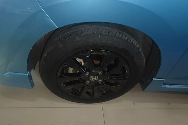 Used Honda Fit 2018 1.5L CVT Trendy Run+ Edition Left Front Wheel Hub
