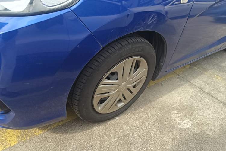 Used Honda Fit 2018 1.5L CVT Comfort Version Left Front Wheel Hub