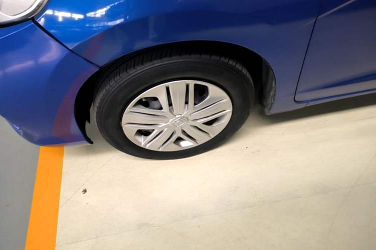 Used Honda Fit 2018 1.5L CVT Comfort Version Left Front Wheel Hub