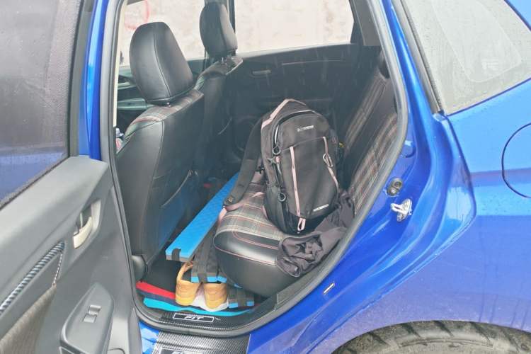 Used Honda Fit 2018 1.5L CVT Trendy Run+ Edition Left Rear Seat