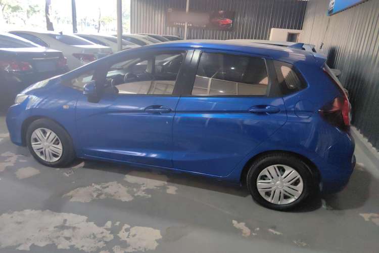 Used Honda Fit 2018 1.5L CVT Comfort Version Left Side