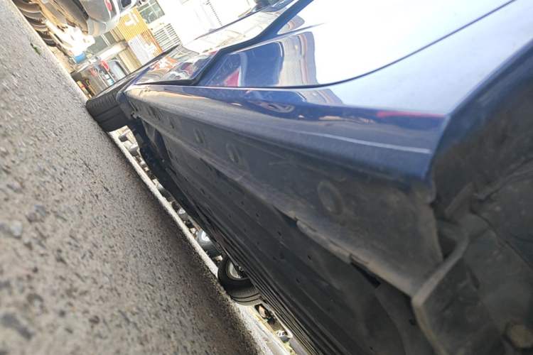 Used Honda Fit 2018 1.5L CVT Comfort Sunroof Version Left Side Sill