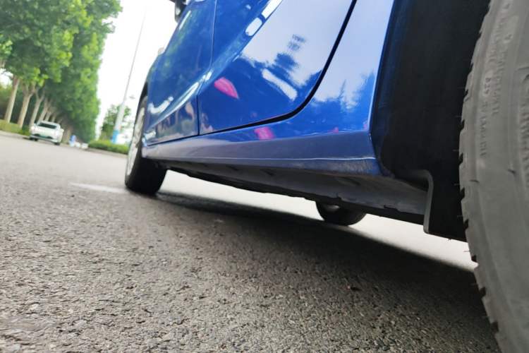 Used Honda Fit 2018 1.5L CVT Comfort Sunroof Version Left Side Sill