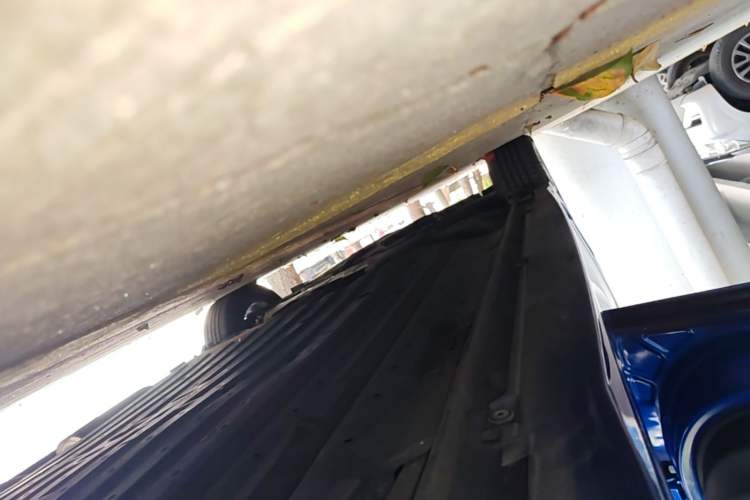 Used Honda Fit 2018 1.5L CVT Trendy Sports Edition Left Side Sill