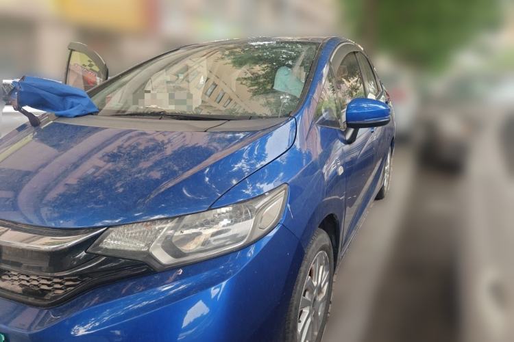Used Honda Fit 2018 1.5L CVT Comfort Sunroof Version Guazi used car, China used car export, Used car for sale, Used cars, Cheapest cars for sale